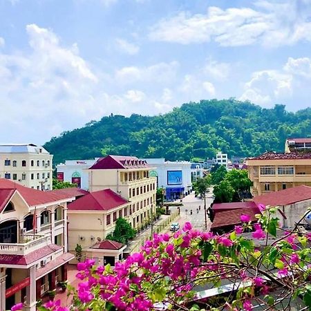 Khach San Nam Hotel Bac Kan Buitenkant foto